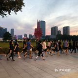 我在人民广场吃薯条🍟