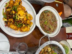 -湖南人家湘菜馆(镇江路店)