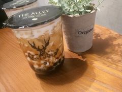 -THE ALLEY 鹿角巷(华润万象城店)