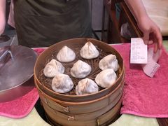 -笑来喜馄饨小笼工坊(通扬路店)