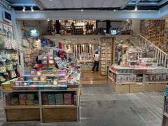 -猫的天空之城概念书店(苏州平江店)