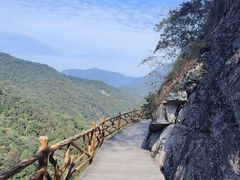 -燕子河大峡谷天坑仙境