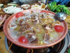 -阿婆情腊排骨火锅(金虹路店)
