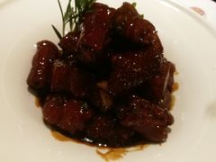 圆苑红烧三宝-圆苑(金茂店)