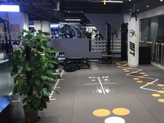 -超鹿运动(达信大厦店)