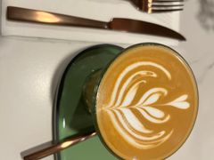 -潮一不贰·法式甜品·生日蛋糕·西式简餐(外滩店)