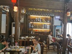 -缘来聚·徽菜名店(黄山宏村店)