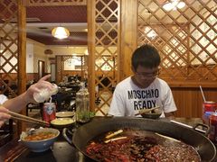 -星鸿社重庆老火锅(燃灯寺分店)