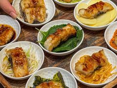 -围炉肉舍•炭烤活鳗•丹东海鲜烤肉(步行街店)