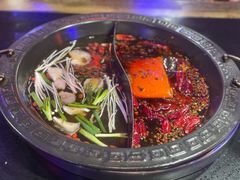 -宽板凳老灶火锅(南礼士路店)