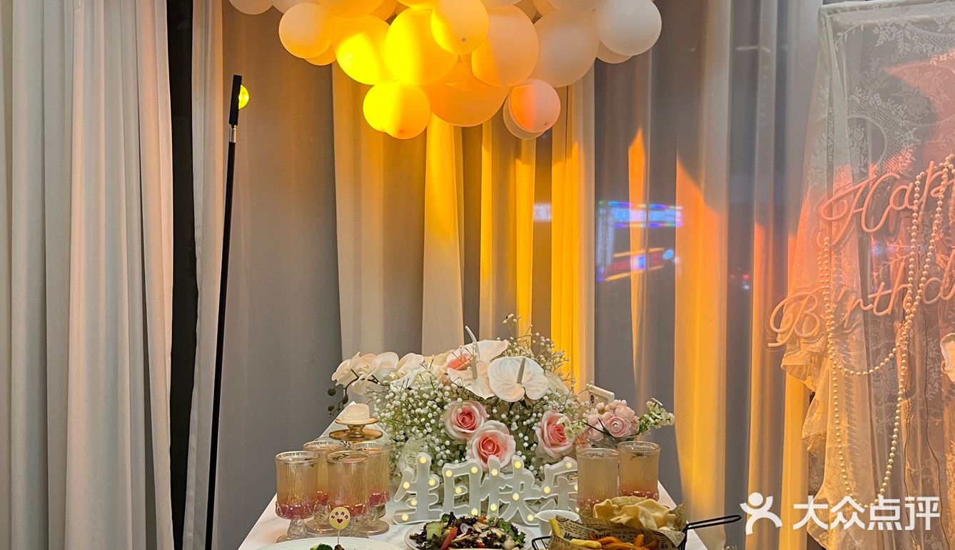 合肥步行街这家餐厅，简直是约会圣地！