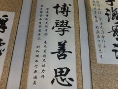 -荒岛实景沉浸密室(江汉路1店)