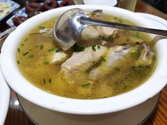 干蒸老母鸡-呼吸森林·生态农庄农家乐私房菜