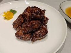 沪市牛肉粒-屋里厢上海菜馆