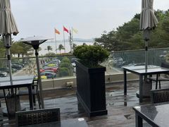 -卡普里披萨·牛扒·下午茶