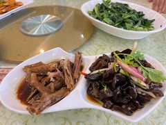 -鹏城人家海鲜酒家·23年老字号(较场尾店)