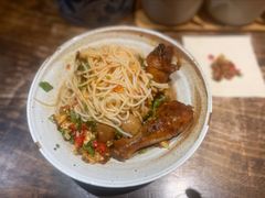 卤鸡凉米线-都氏二当家(九方店)