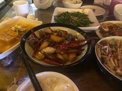 -隔壁老王·家常云南菜(花巷店)