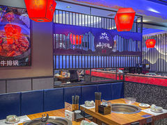 -山河屯铁锅炖·非遗东北菜(南山店)