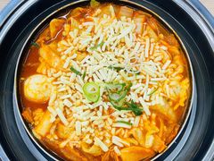 -三清洞摩西韩式年糕火锅(威高广场店)