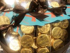 -VENCHI 闻绮(北京国贸商城店)