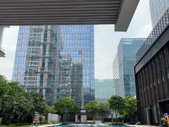 -深圳国际会展中心希尔顿酒店(前海华发冰雪世界店)