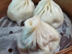 小笼包-鑫震源·苏式大虾生煎(方洲店)