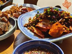 -包整·丝娃娃(一览甲秀楼风景店)