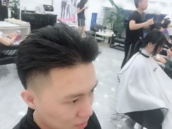 -迈丝发型艺术