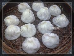灌汤小笼-大龙汤包