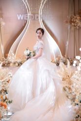 -伯瓷皇后婚纱艺术空间