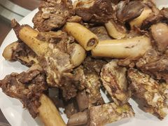 -亿诣蝎府炸酱面羊蝎子火锅(酷车小镇店)