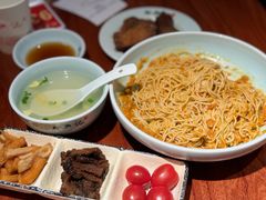 -裕兴记•蟹黄面馆(人民广场店)