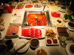 -海底捞火锅鲜切牛肉主题店(长寿路店)