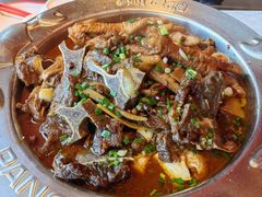 傲骨虎皮鸡爪煲-胖哥俩肉蟹煲(海盐总店)