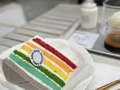 彩虹蛋糕-ADO KAFE(大学城店)