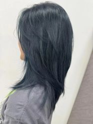 -十六番发型师事务所