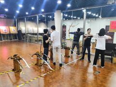 -顶峰射箭俱乐部(城东路店)