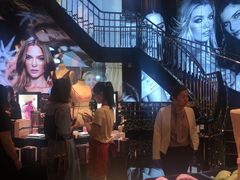 -Victoria's Secret(杭州湖滨银泰in77店)