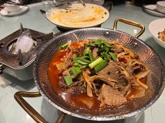 -帅巴人舅母子腊蹄民俗村