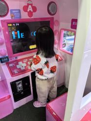 -爆米花儿童美发乐园