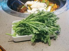 -山河屯铁锅炖·非遗东北菜(南山店)