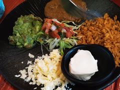 -Pistolera Mexican Cantina女枪手墨西哥餐厅(碧云路店)