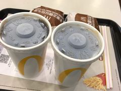 -麦当劳(轻轨曹杨路店)