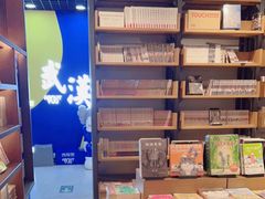 -上海三联书店READWAY(华中首店)