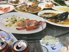 -四川小胡子海鲜(丁村万人海鲜广场店)