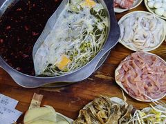 -储奇门鳝鱼火锅(总店)