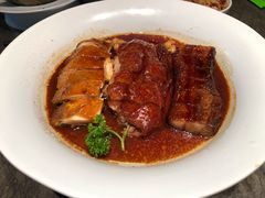 烧腊拼盘-汤城小厨•粤菜•靓汤(苏州街店)