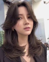 -丝语萱形象
