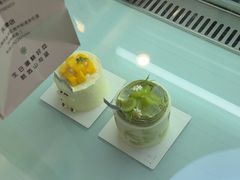 -山与蓝蛋糕(勒泰店)